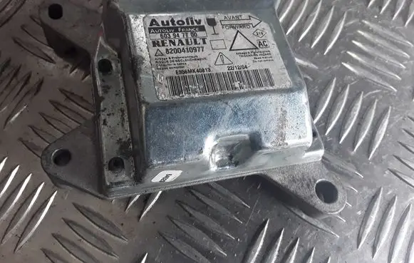 Renault Laguna II Airbag control unit/module 603947700 8200410977