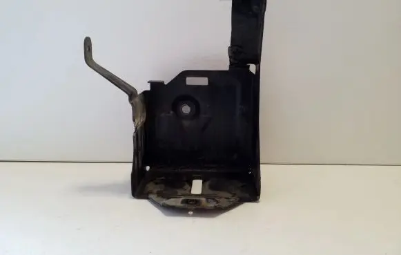 Battery tray