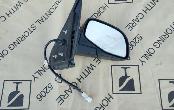 Ford Explorer Front door electric wing mirror E11011163