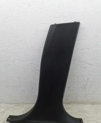 BMW 2 F46 (B) pillar trim (bottom) 7302434