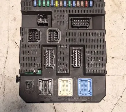 Peugeot 207 Comfort/convenience module 9659285480 0060876140306 0297234270106