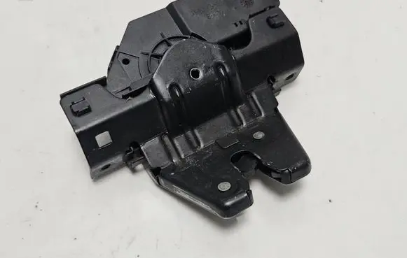 BMW 1 E82 E88 Tailgate/trunk/boot lock/catch/latch 7840617