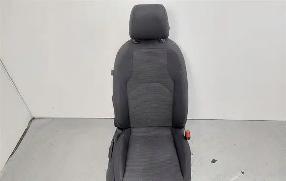 Seat Leon (5F) Front passenger seat 5Q4881106AB