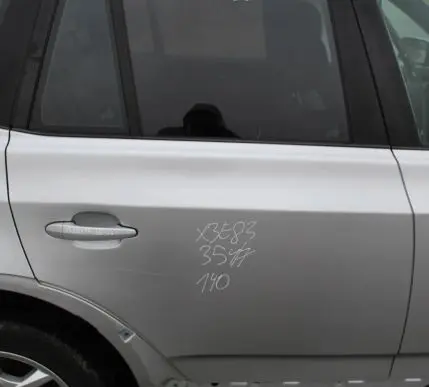 BMW X3 E83 Front door