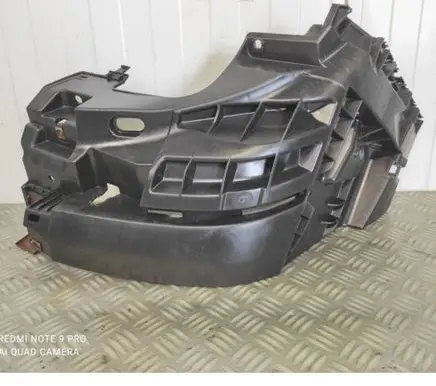 Opel Vivaro Front bumper mounting bracket 620350101R 93856001