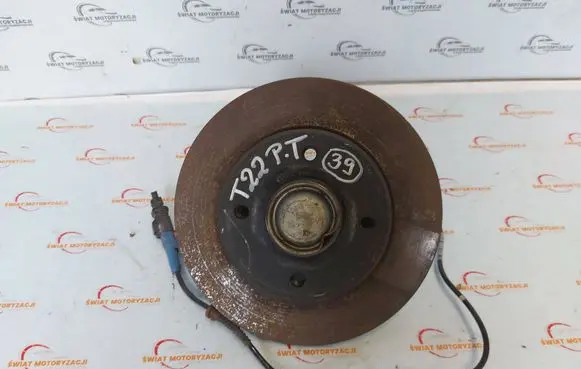 Opel Crossland X Rear wheel hub spindle/knuckle 
