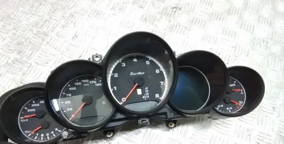 Porsche Cayenne (92A) Speedometer (instrument cluster) 7P5920902AL