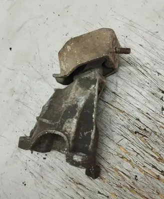 Audi A6 S6 C4 4A Gearbox mounting bracket 4A0399113G