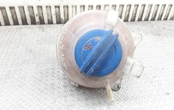 Coolant expansion tank/reservoir