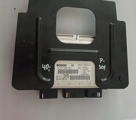 Peugeot 307 Engine control unit/module ECU 0261206943