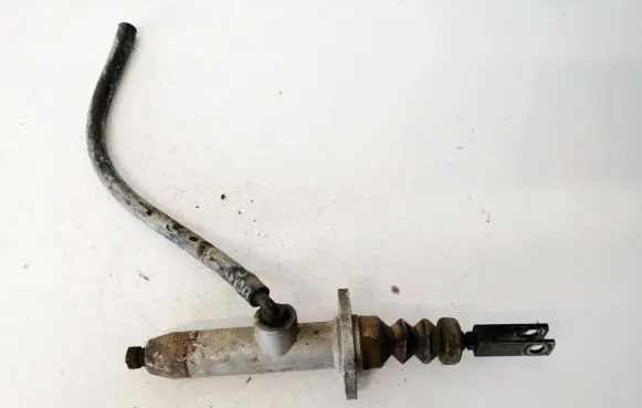 Audi 80 90 S2 B4 Clutch master cylinder 893721401d