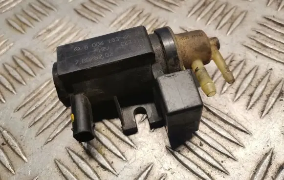 Mercedes-Benz B W245 Turbo solenoid valve 0061536628
