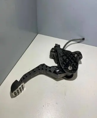 Clutch pedal