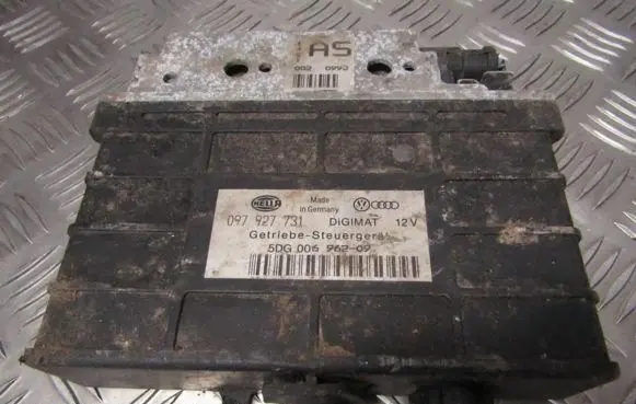 Volkswagen PASSAT B4 Gearbox control unit/module 097927731 5DG006962-09