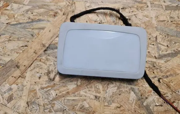 Audi A6 S6 C6 4F Boot/trunk interior light 4L0947123