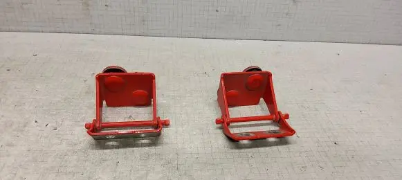 Ford Focus ST Tailgate/trunk/boot hinge AM51U42900AE AM51U42901AE