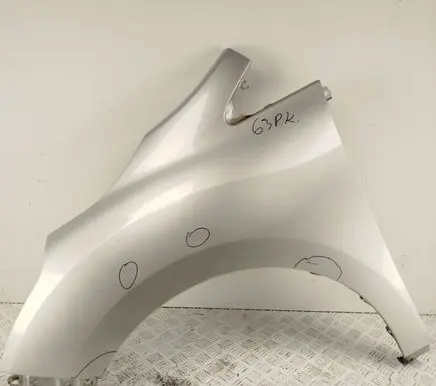 Toyota Verso Fender 