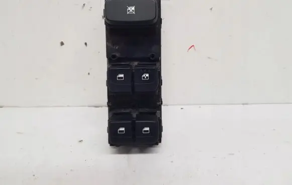 KIA Stonic Electric window control switch 93570-H8500