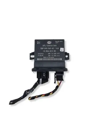 Opel Insignia A Light module LCM 13304410