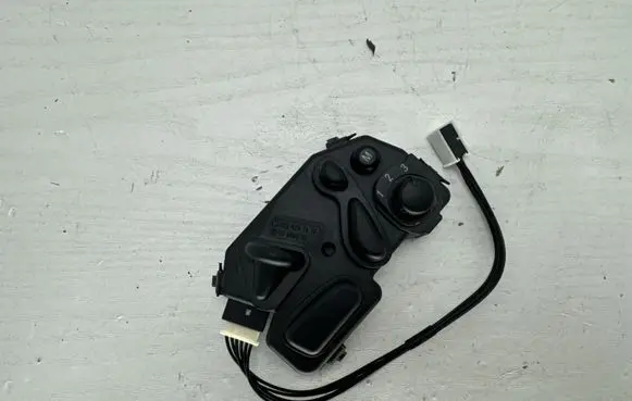 Mercedes-Benz C W203 Seat control switch 2038207410 03464010