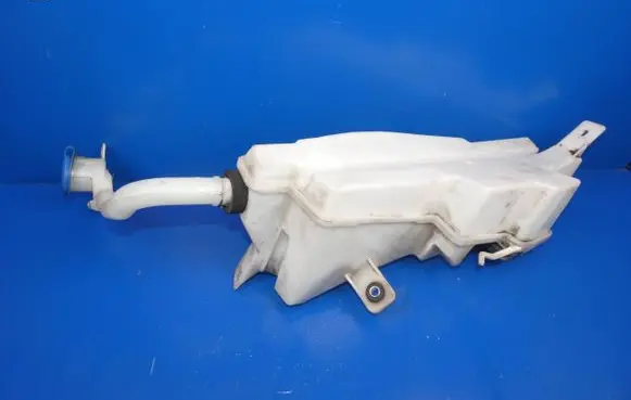 Volvo S90, V90 Windshield washer fluid reservoir/tank 31662428 31662426