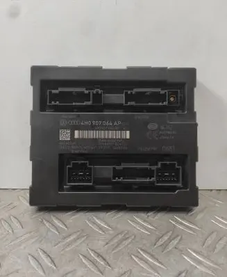 Audi A7 S7 4G Comfort/convenience module 4H0907064AP 00002001