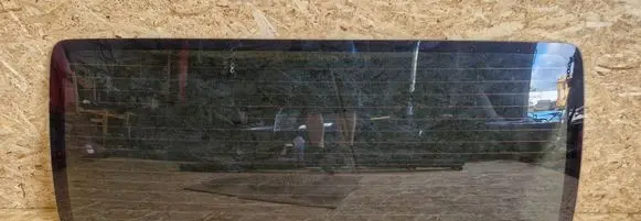 Volkswagen Transporter - Caravelle T4 Rear windscreen/windshield window 43R001057 DOT27M310AS2