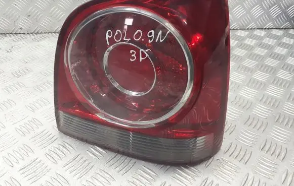 Volkswagen Polo IV 9N3 Rear/tail lights