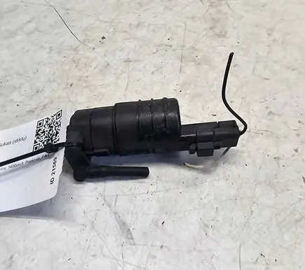 Renault Thalia I Windscreen/windshield washer pump 7700431079