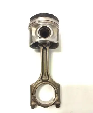 Volvo V60 Piston with connecting rod 81l123