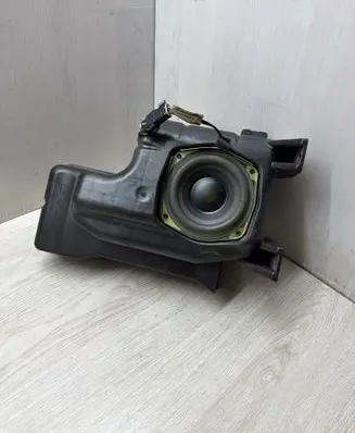 Cadillac SRX Subwoofer speaker 25718355 GMT265