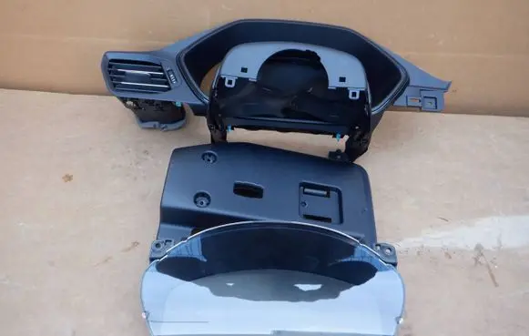 Ford Kuga III Speedometer (instrument cluster) LV4T10849DMN