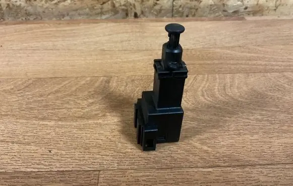 Audi TT Mk1 Brake pedal sensor switch 1J0945511A