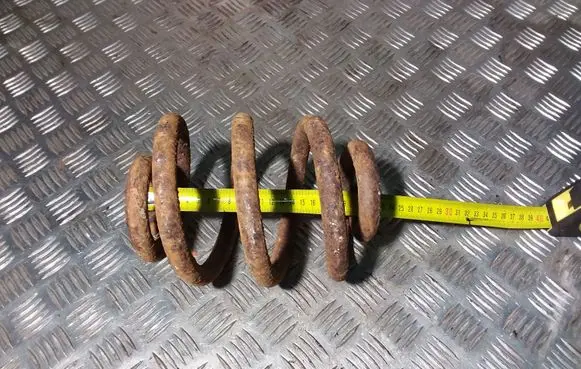 Volkswagen Transporter - Caravelle T4 Rear coil spring