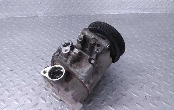Audi A8 S8 D4 4H Air conditioning (A/C) compressor (pump) 4h0260805