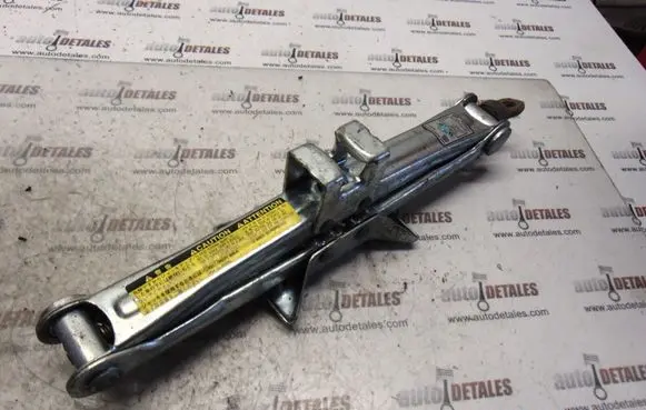 Toyota Corolla Verso E121 Lift Jack 0911120110