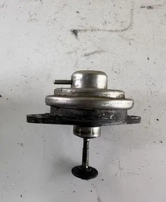 Opel Frontera B EGR valve