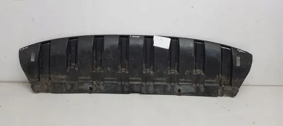 Rear underbody cover/under tray