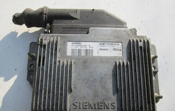 Renault Megane I Engine control unit/module 7700860319 S115300120B