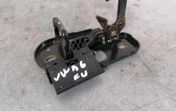 Volkswagen PASSAT B6 Engine bonnet/hood lock/latch loop/hook 3C0823480