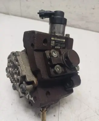 Nissan Qashqai Fuel injection high pressure pump 0445010170