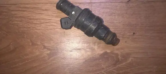 Audi A6 S6 C5 4B Fuel injector 0280150921 078133551