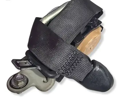 Mazda 6 Front seatbelt TKAF2EH777