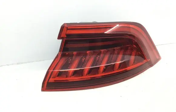Audi Q8 Rear/tail lights 4M8945070A