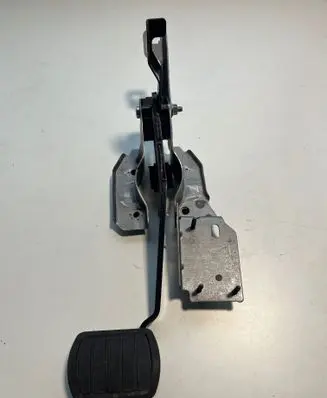 Peugeot 3008 III Brake pedal 9824803980