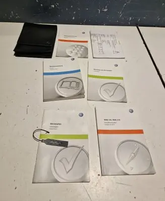Volkswagen Touran II Owners service history hand book 3G0012701SB