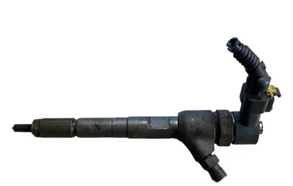 Opel Corsa D Fuel injector 0445110083