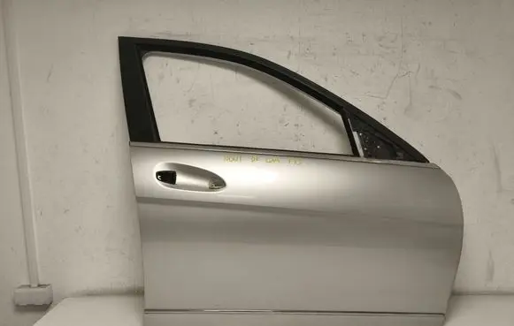 Mercedes-Benz C W204 Front door