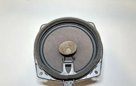 Mitsubishi Pajero Rear door speaker 480K14303