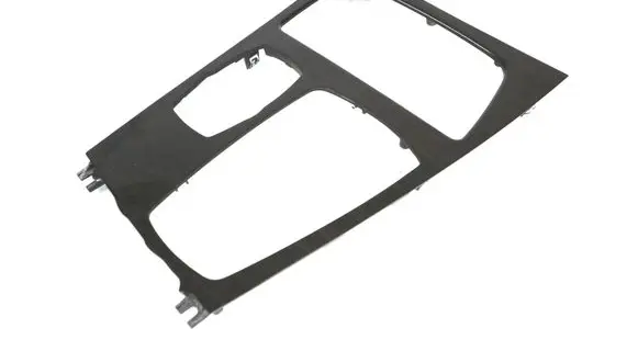Dashboard glove box trim